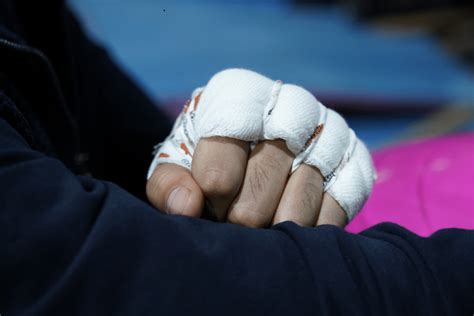 ufc hoje horário e card.
